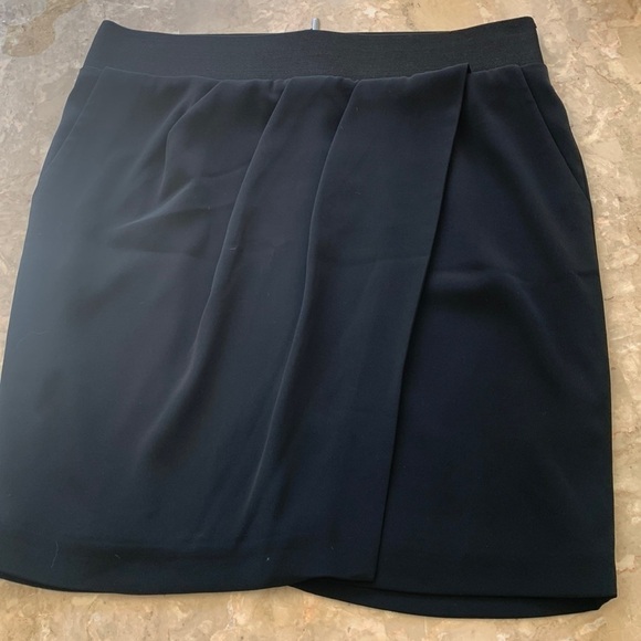 Club Monaco Benellie Skirt 10 faux wrap pleated midi elastic waist pockets - Picture 2 of 14